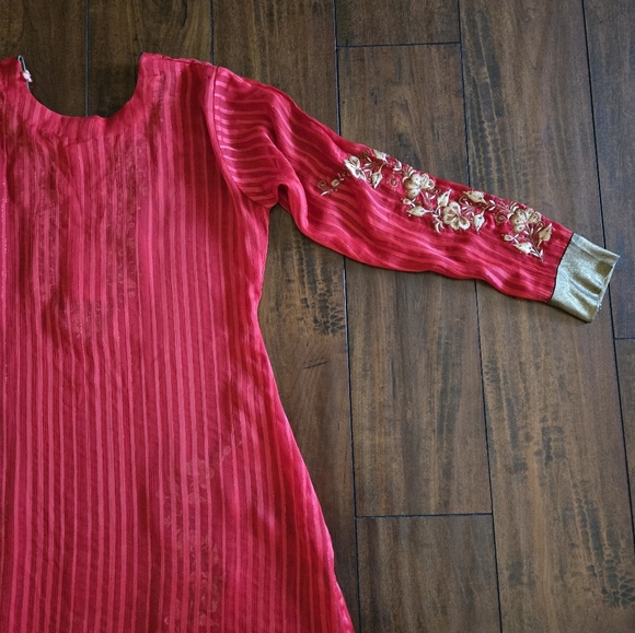 Embroidered Salwar Kameez Dupatta Long Scarf Red Gold Chiffon Party Wear Dress - Picture 7 of 16